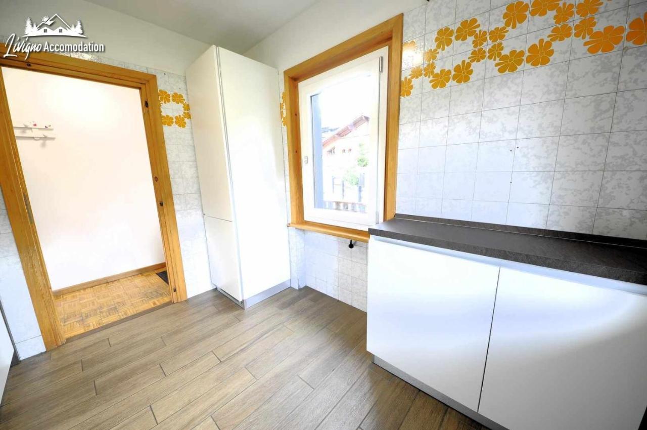 Chalet Rododendro Forest By Livigno Accomodation Exteriör bild